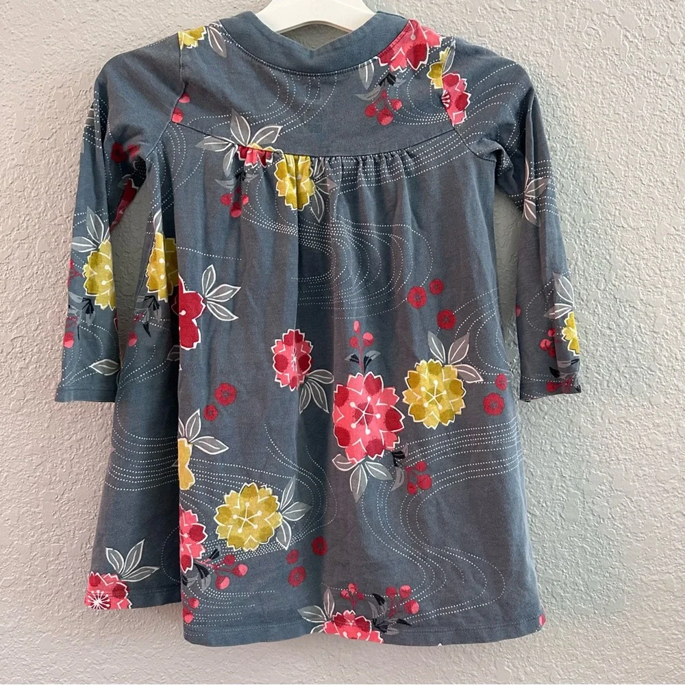 Tea Collection Floral Knit Dress — Kids Size 5 — 100% Cotton - Picture 2 of 5